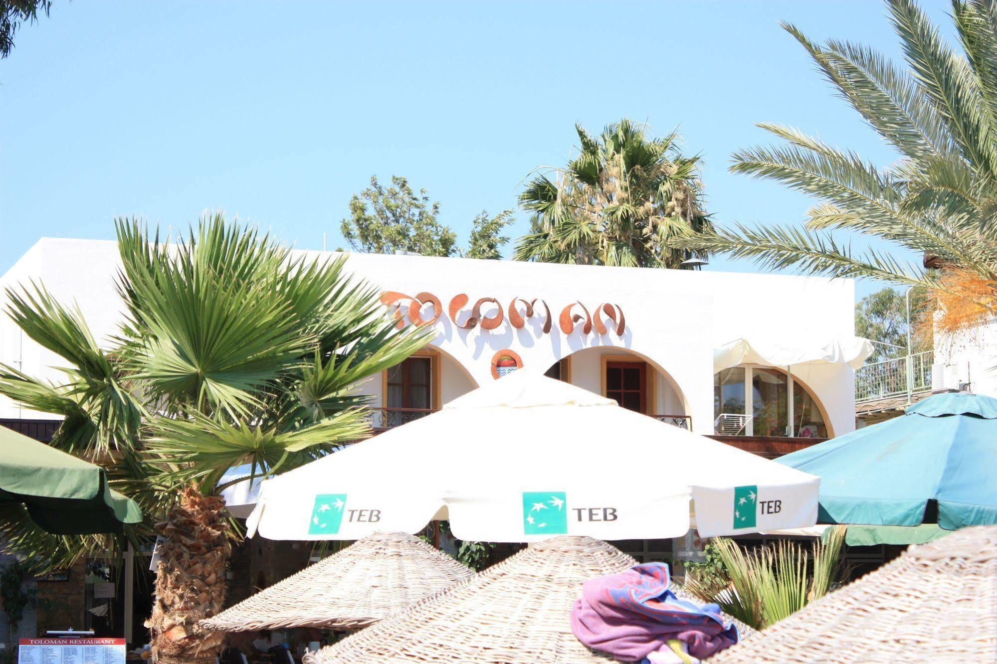 Toloman Hotel Bitez Beach Bagian luar foto