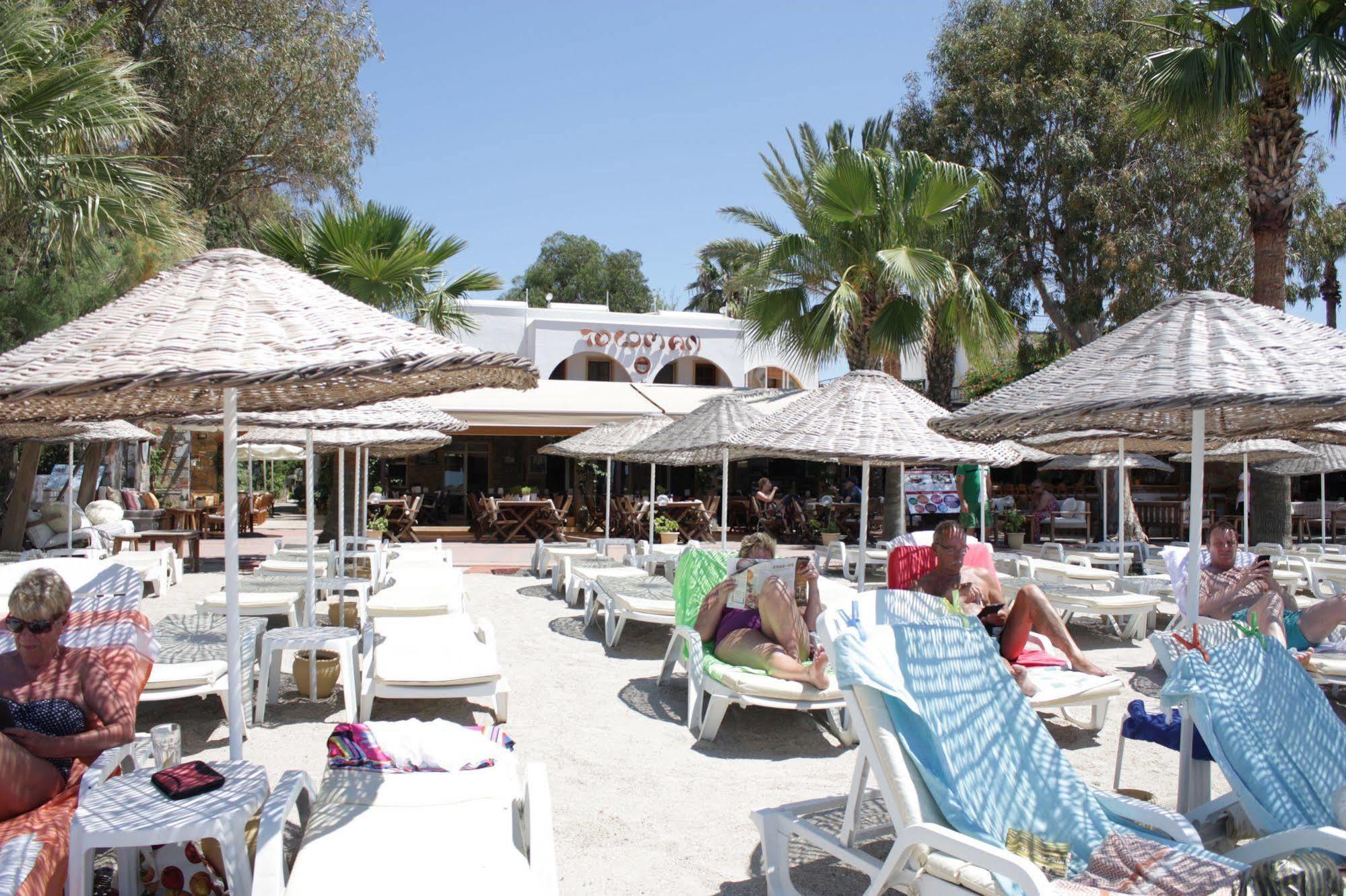 Toloman Hotel Bitez Beach Bagian luar foto